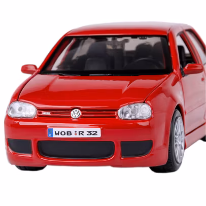 Macheta auto Volkswagen Golf 4 R32 scara 1:24 rosu