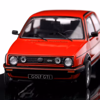 Macheta auto Volkswagen Golf II GTI 1984 scara 1:43 rosu Ixo