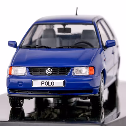 Macheta auto Volkswagen Polo Mark 3 1994 albastru 1:43