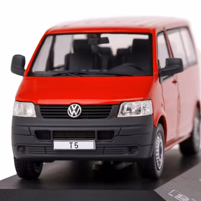 Macheta auto Volkswagen T5 2003 rosu 1:43 Ixo