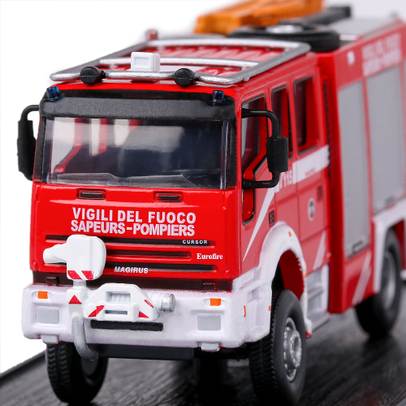 Macheta autospeciala Firetech 4000 Italia 1999 rosu scara 1:64 Magazine Models 
