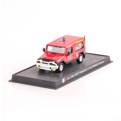 Macheta autospeciala VSRTT UMM BDU 11 D1L Bemaex Franta 1990 rosu scara 1:50 Magazine Models