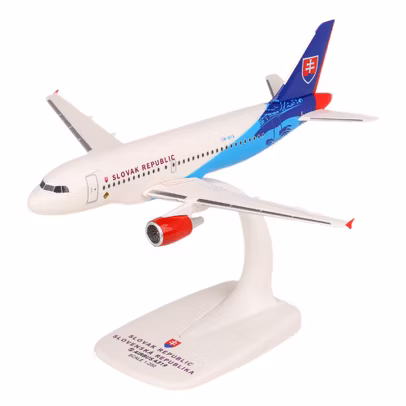 Macheta Avion Airbus A319CJ Slovak Republic OM-BYA 1:200
