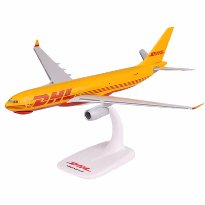 Macheta avion Airbus A330-200F DHL Aviation 2024 scara 1:200