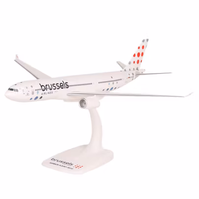 Macheta Avion Airbus A330-300 Brussels Airlines OO-SFX 1:200