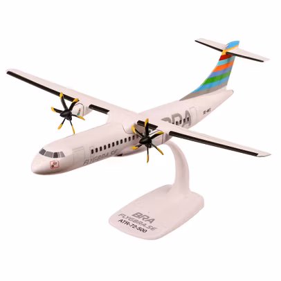 Macheta avion ATR 72-500 Braathens Regional Airlines SE-MKE 1:100 PPC - vedere 3/4 stanga fata