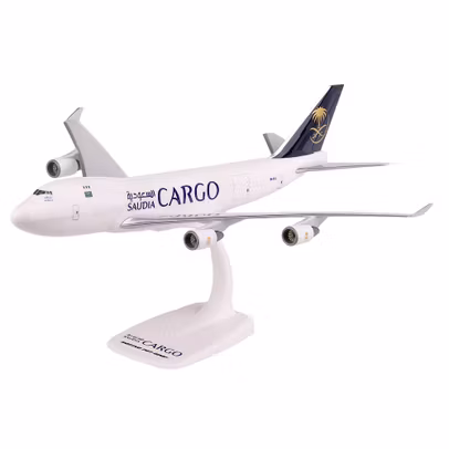 Macheta Boeing 747-400F Saudia Cargo 1:250 PPC - vedere 3/4 stanga fata