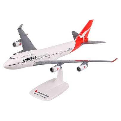 Macheta avion Boeing 747-400 Qantas 1:250 PPC - vedere 3/4 stanga fata