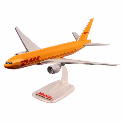 Machetă avion Boeing 777-200F DHL 1:200 – PPC, G-DHLY - vedere 3/4 stanga fata