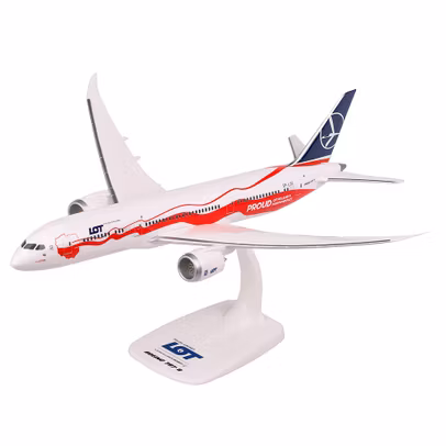 Macheta Boeing 787-9 LOT Proud of Poland 1:200 PPC - vedere 3/4 stanga fata