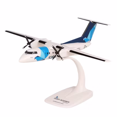Macheta Avion Bombardier Dash 8-100 SATA Air Acores CS-TRB 1:100
