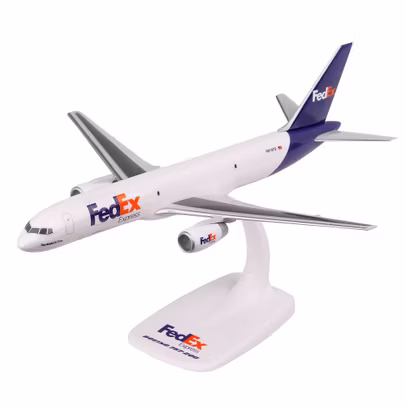 Macheta avion cargo FedEx Boeing 757-200 Freighter N915FD 1:200 PPC 223977 - vedere 3/4 stanga fata