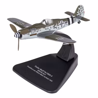 Macheta avion Focke Wulf 190D JG4 scara 1-72