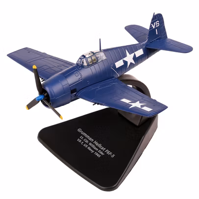 Macheta avion Grumman Hellcat VS-1 US Navy 1945 albastru scara 1:72 Oxford - vedere 3/4 stanga fata
