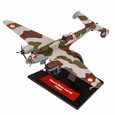 Macheta avion Liore Et Olivier LeO 451 France 1942 camuflaj 1:144