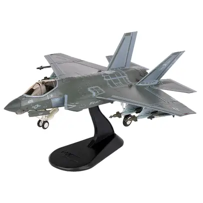 Macheta avion Lockheed F-35C Lightning II JSF US Navy VFA-147 Argonauts 2021 1-72 Hobby Master