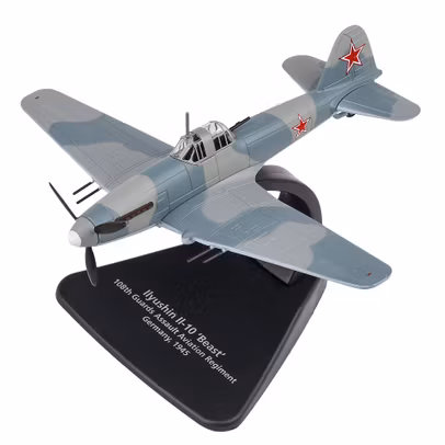 Macheta avion Ilyushin Il-10 - scara 1:72 Oxford Diecast AC093 - vedere 3/4 stanga fata