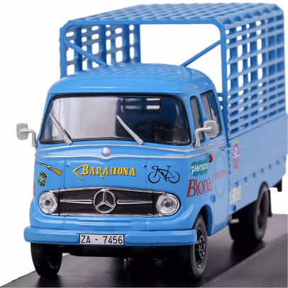 Macheta Mercedes-Benz L319D Truck Piensos Biona 1963 Albastru Deschis 1:43 Magazine Models - vedere din fata