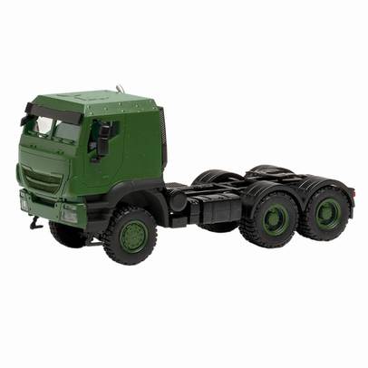 Macheta cap tractor Iveco Trakker 6x6 verde 1/87 Herpa