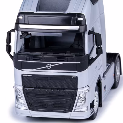 Macheta cap tractor Volvo FH 500 (4x2) 2018 argintiu 1:32
