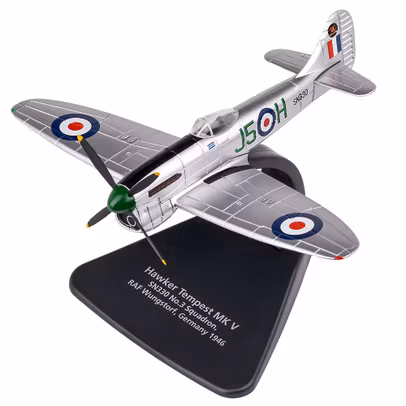 Macheta Hawker Tempest Mk V RAF 3 Squadron 1:72 - Oxford Diecast - vedere 3/4 stanga fata