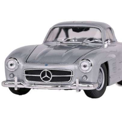 Macheta Mercedes Benz 300SL (W198) 1954 scara 1:24 gri