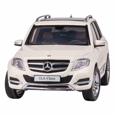 Macheta Auto Mercedes-Benz GLK-Class GTA Edition 2013 Alb 1:18 - Welly