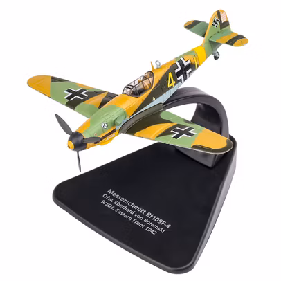 Macheta Messerschmitt Bf 109 F-4 Trop - Eberhard von Boremski - 1:72 Oxford Diecast - vedere 3/4 stanga fata