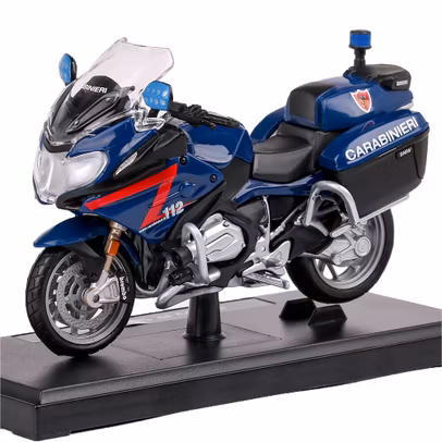 Macheta moto BMW R1200RT Carabinieri Italia 2018 scara 1:18
