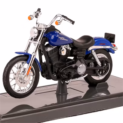Macheta motocicleta Harley-Davidson Dyna street Bob 2006 albastru 1:18