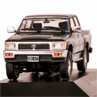 Macheta suv Toyota Hilux SR5 1997 negru 1:43-1