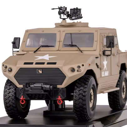 Macheta vehicul militar Ajban 440a 2022 camuflaj nisip 1:16