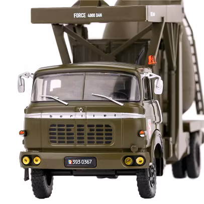 Macheta vehicul militar Berliet VTC transport nuclear olive 1:43