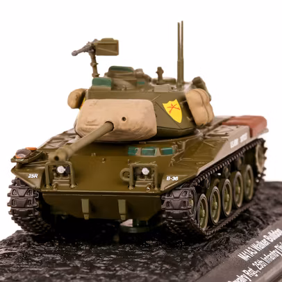 Macheta vehicul militar M41A3 Walker Bulldog 1962 verde 1:72-1