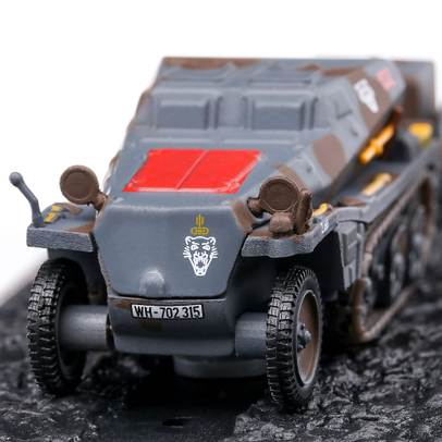 Macheta vehicul militar Sd.kfz. 252+Sd.Anh.3 1/1 Stug.ABT 210 1941, camuflaj gri scara 1:72, Atlas