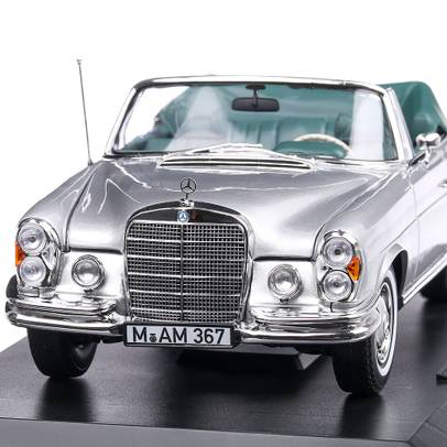 Mercedes-Benz 280 SE Cabriolet (W111) 1969, macheta auto, scara 1:18, argintiu, Norev