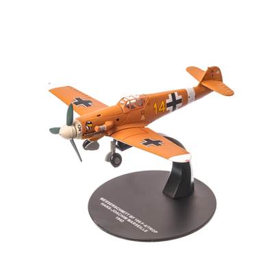 Messerschmitt BF-109 F-4 Trop Hans - Joachim Marseille 1942, macheta avion scara 1:72, maro, Atlas