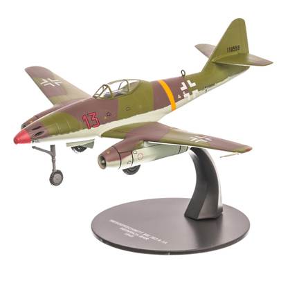 Macheta avion Messerschmitt Me 262 A -1 A HEINRICH BAR 1945, scara 1:72, camuflaj, Atlas