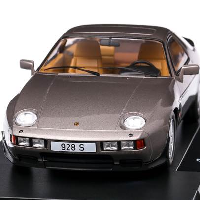 Porsche 928 S 1980, macheta auto, scara 1:18, gri metalizat, MCG