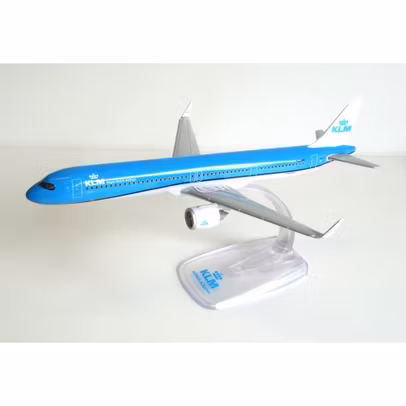 Macheta Avion Airbus A321neo KLM Royal Dutch Airlines PH-AXA 1:200 - Avion de Pasageri de Colectie PPC Models