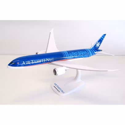 Macheta Avion Boeing 787-9 Dreamliner Air Tahiti Nui F-OTOA 1:200 - Avion de Pasageri de Colectie PPC Models