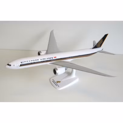 Macheta Avion Boeing 777-9 Singapore Airlines 1:200 - Avion de Pasageri de Colectie PPC Models