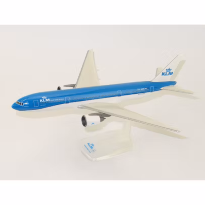 Macheta Avion Boeing 777-200 KLM PH-BQA Albert Plesman 1:200 - Avion de Pasageri de Colectie PPC Models