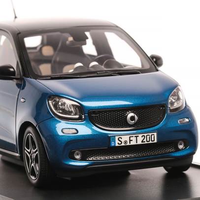 Smart Forfour 2015, macheta auto,  scara 1:18, albastru cu plafon negru, Norev