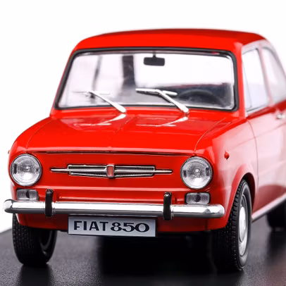 Macheta auto Fiat 850 1967 scara 1-24 Magazine models