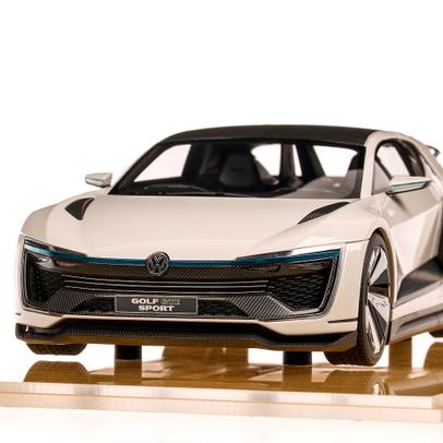 Volkswagen Golf GTE Sport Concept 2015, macheta auto scara 1:18, alb, DNA