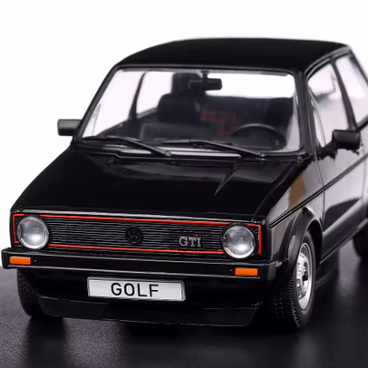 Volkswagen Golf I GTI 1976, scara 1:24, negru, White Box