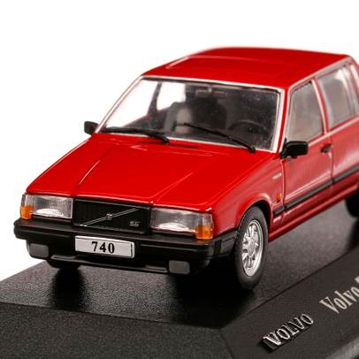 Volvo 740 Turbo 1984, macheta auto scara 1:43, visiniu, Atlas