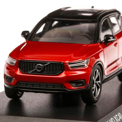Volvo XC40 2019, macheta suv, scara 1:43, rosu cu negru, Kyosho