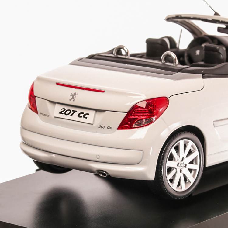 PEUGEOT 207 CC 2009, scara 1:18, alb, Norev